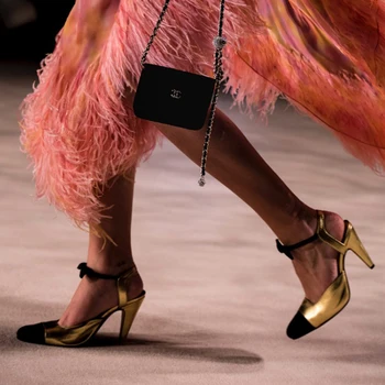 2020 Moda Noua Dimensiune Mare Podium de Modă pentru Femei Temperament Subliniat Toe cu Toc Înalt Papion de Culoare de Potrivire de Piele Sandale