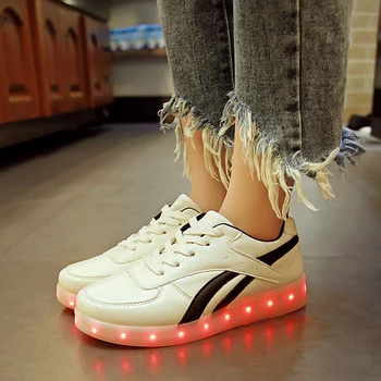 7ipupas Noi Copii Băieți Fete Incarcator USB Led Lumina Pantofi de poker Graffiti Luminos Adidasi casual Pantofi Sport Unisex pentru copii
