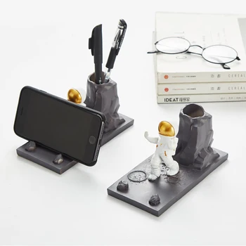 Acasa accesorii decor modern, telefon mobil, consolă figurine de birou, birou de calculator decor Creativ astronaut model