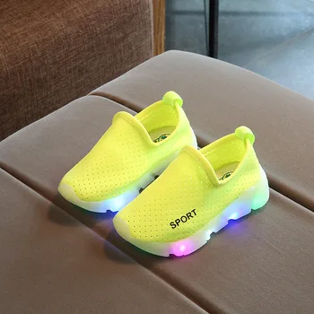 Copiii se aprinde Pantofi Cu Lumina LED Fata Incaltaminte Copii Adidasi baieti Plasă Casual pentru Copii Toddler Pantofi sport 1 2 3 4 5 6 ani