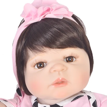 Vânzare Fierbinte 23 Inch Renăscut Baby Doll Plin De Silicon Natural Corpul Renăscut Boneca Menina Purta Roz Vaca Costume Copii Jucărie Pentru Copil Cadou