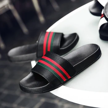 2019 Bărbați Papuci De Vara Plat Respirabil Acasă Papuci De Casă Alb Platforma De Moda Pantofi Pentru Bărbați Papuci De Design De Lux Șisturi Sandale