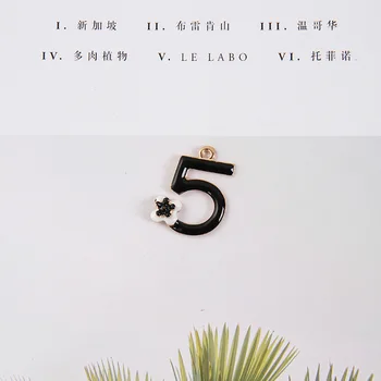10buc Floare Numărul Cinci Email Farmece Pandantive de Aur in Baza 5 din Metal Cercei Bratara Găsirea OL Stil de Bijuterii Accesorii YZ778